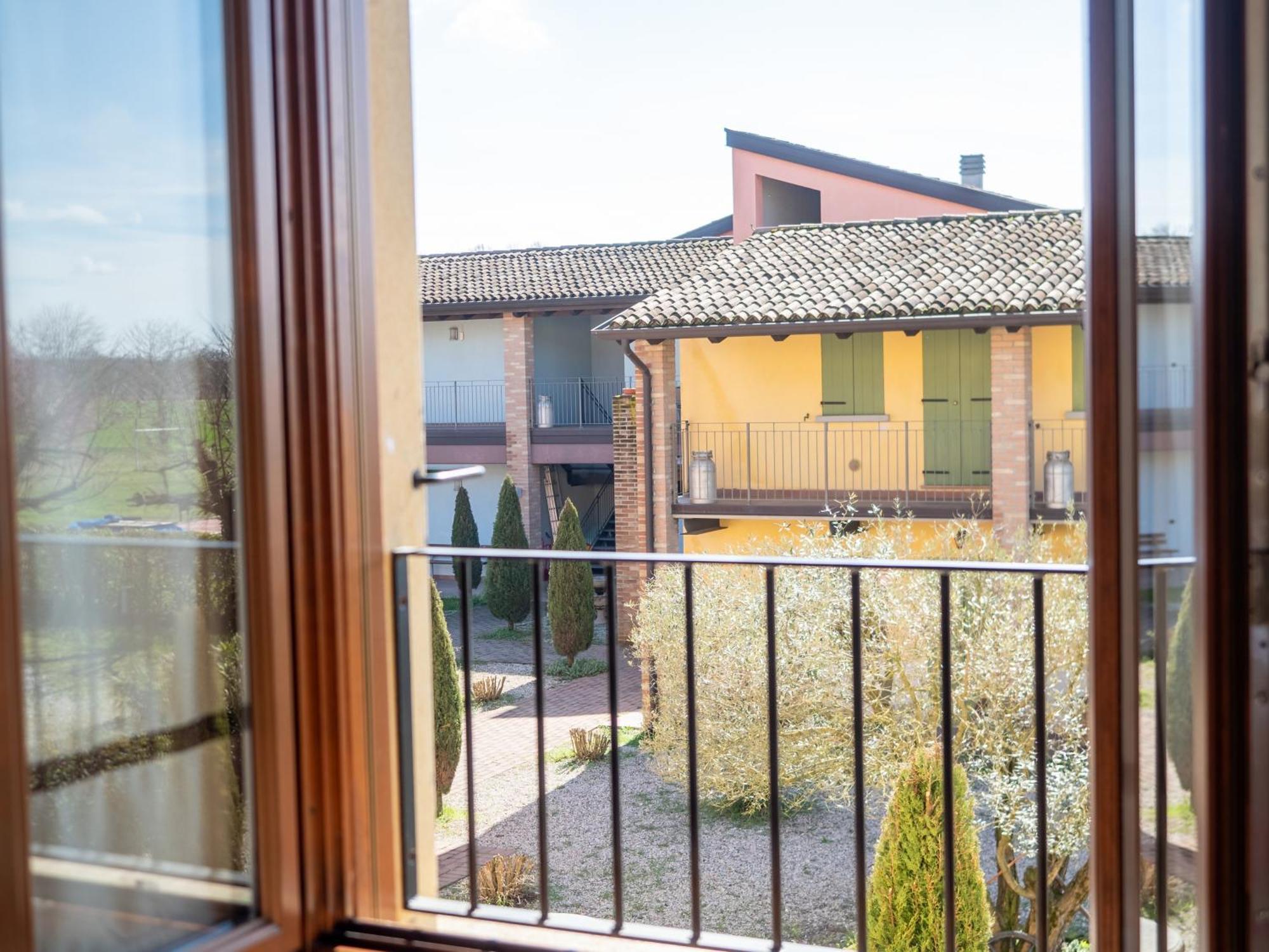 Agriturismo Borgo Del Mincio Volta Mantovana Bagian luar foto