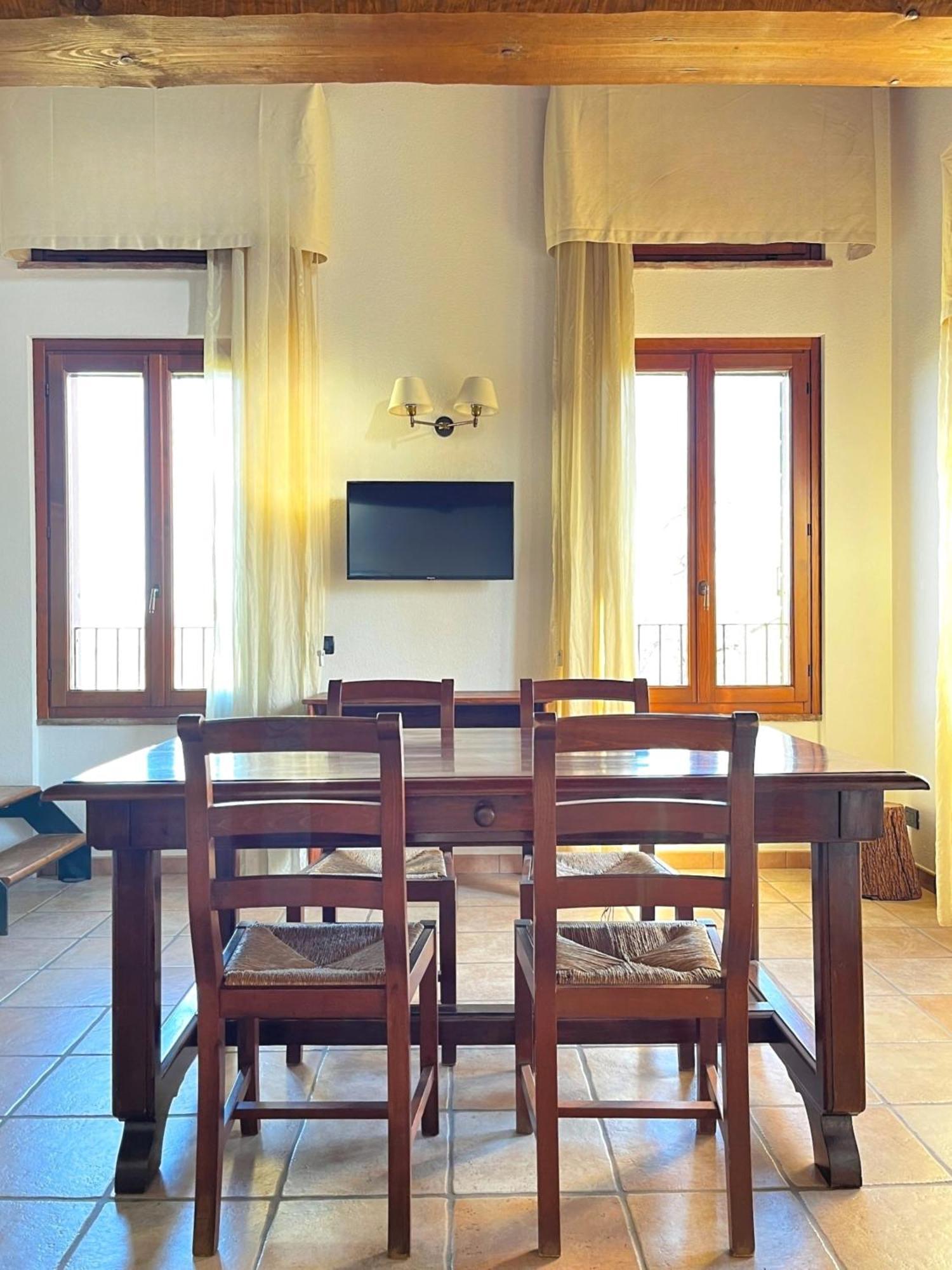 Agriturismo Borgo Del Mincio Volta Mantovana Bagian luar foto